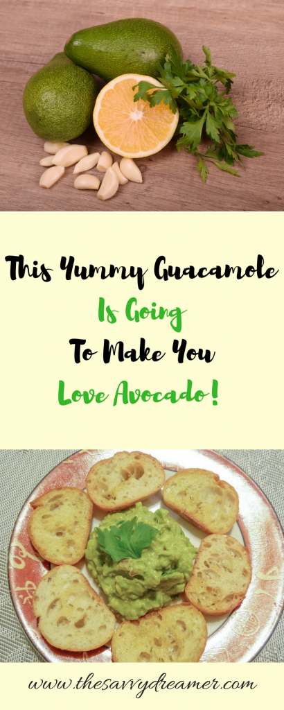 Easy and yummy guacamole recipe! #guacamole #recipe #avocado #pita #chips