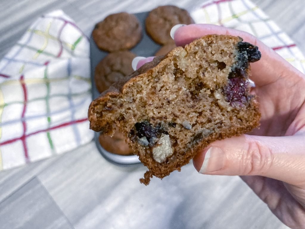 Check out my recipe for this yummy & healthy muffin